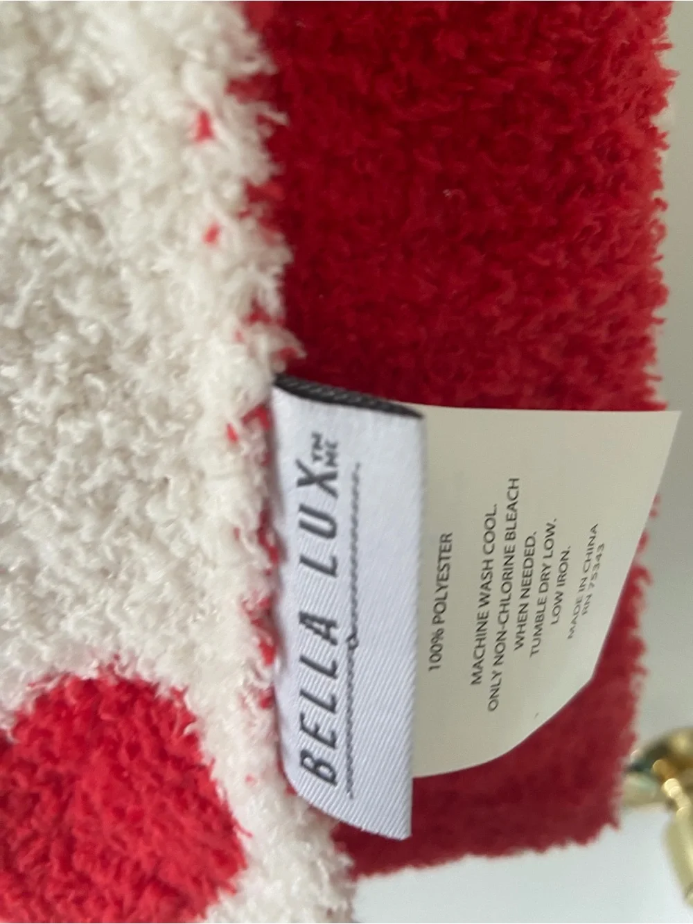 Bella Luxx Cream Throw with Red Heart Patch